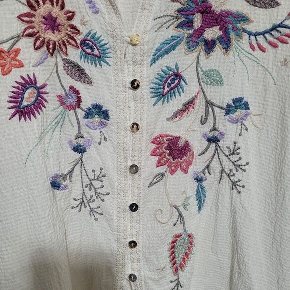Johnny Was Phoebe Botton Up Floral Shirt - Picture 2 of 5